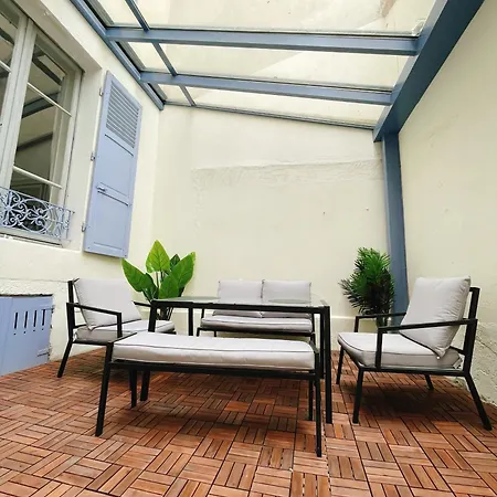 Muguette - Coeur De Vichy- Rdc-veranda Sur La Terrasse Lägenhet *